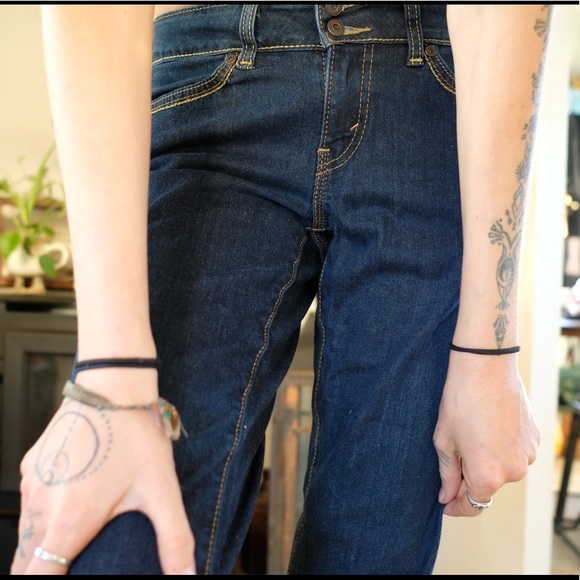 ✨Levi’s✨ - Picture 4 of 14